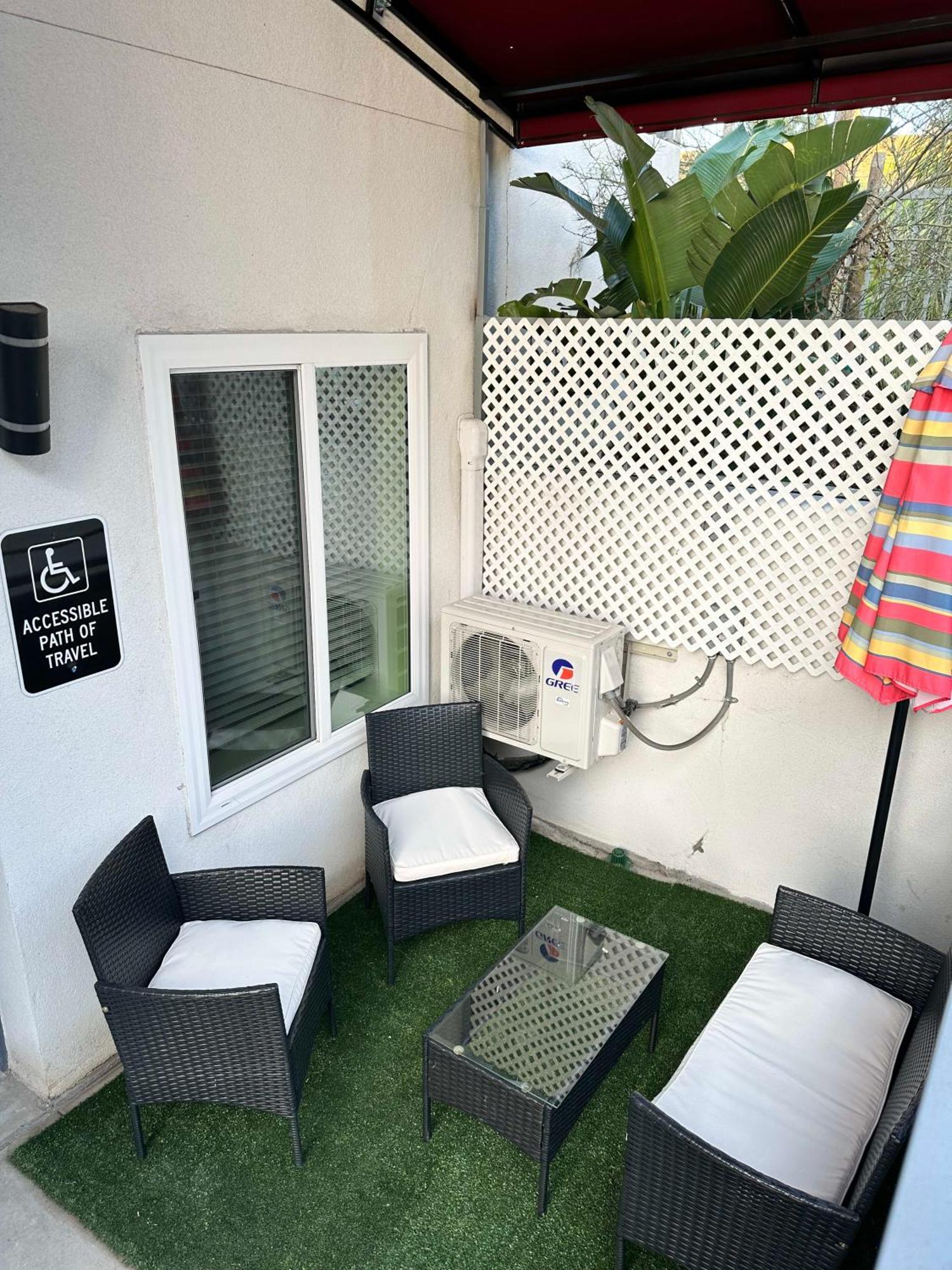 Studio With Private Entrance Next To Balboa Park サンディエゴ エクステリア 写真